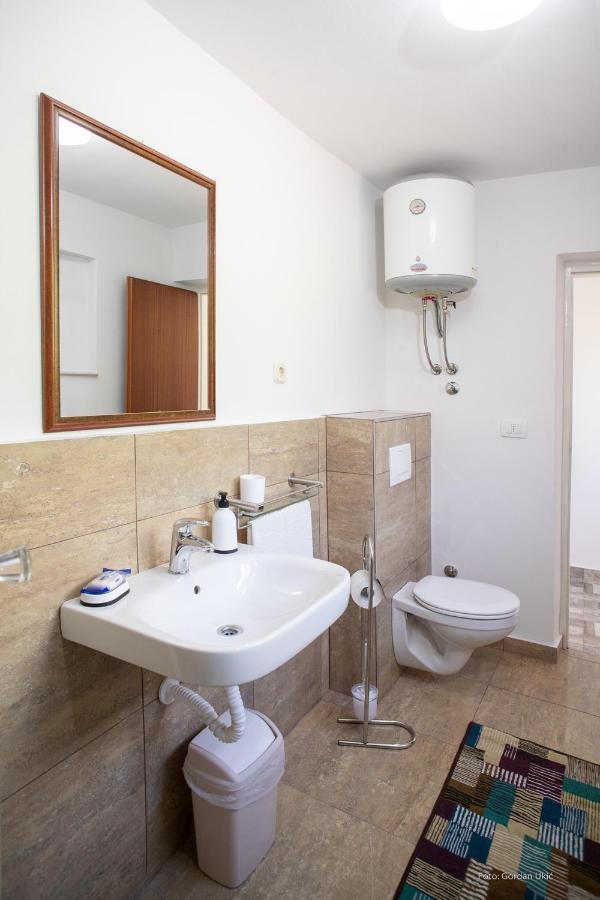 Apartman Luka Rovinj Buitenkant foto